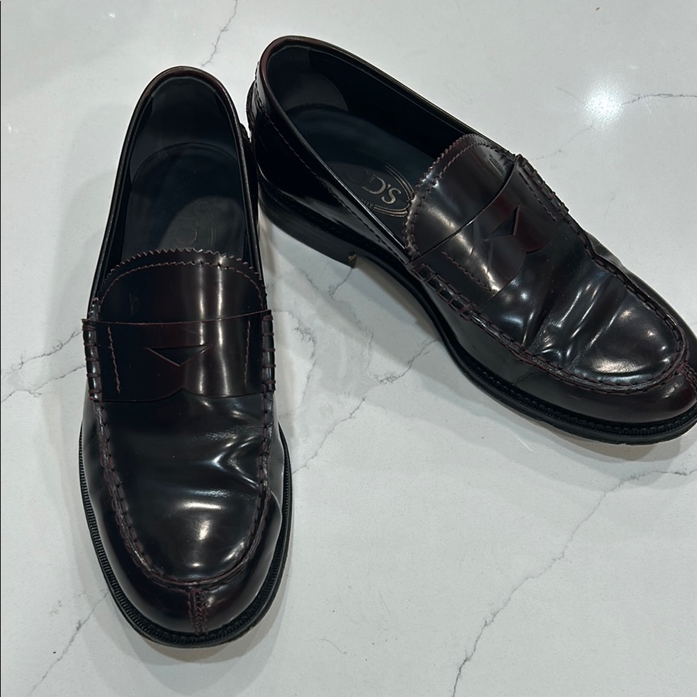 Tod’s Leather Loafers - Men’s 6